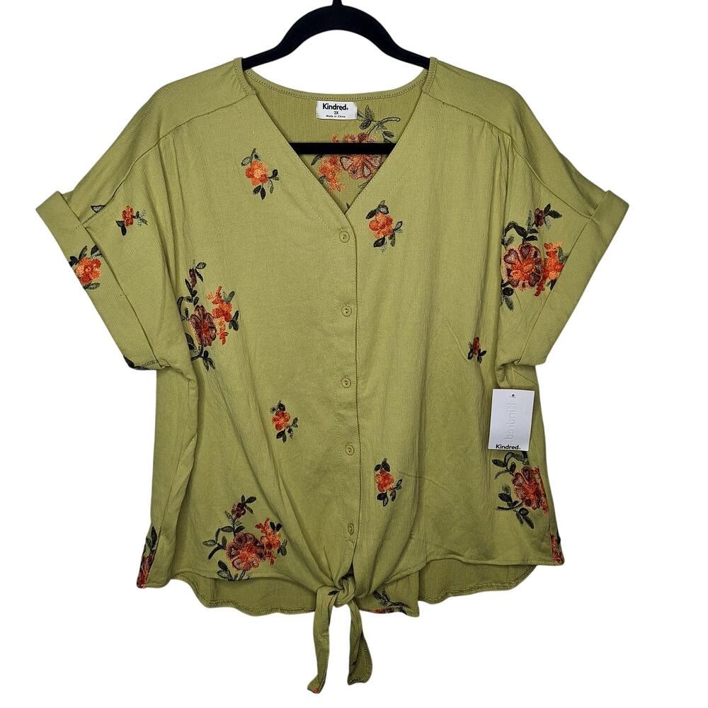 Kindred Embroidered Top 2X Floral Tie Front Boho Cottage Green Button Front Fall
